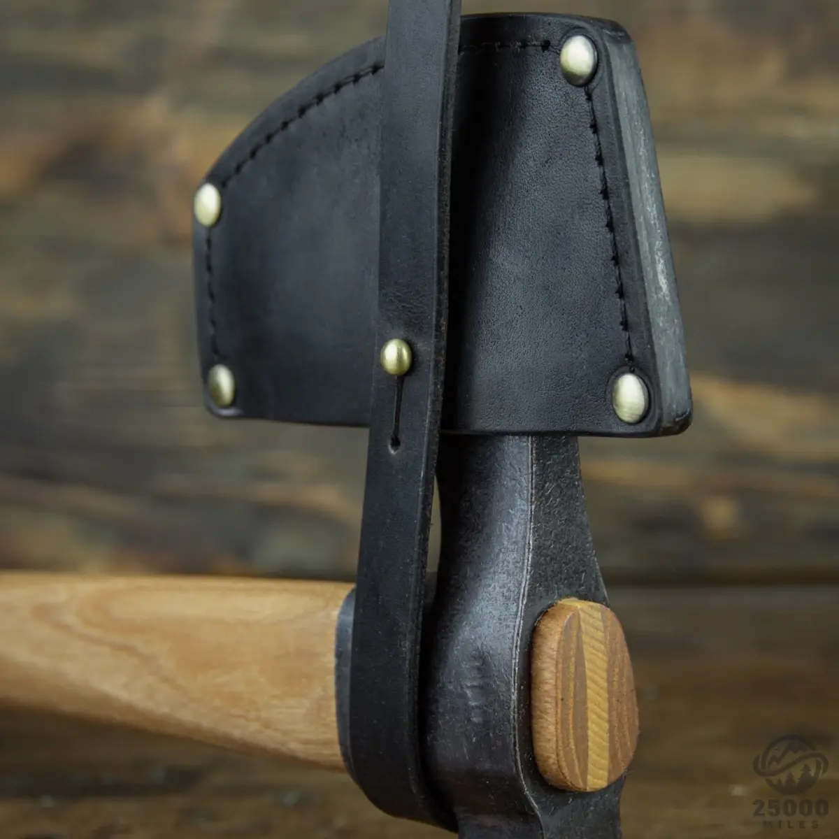 anika “leshiy” axe with leather sheath main image