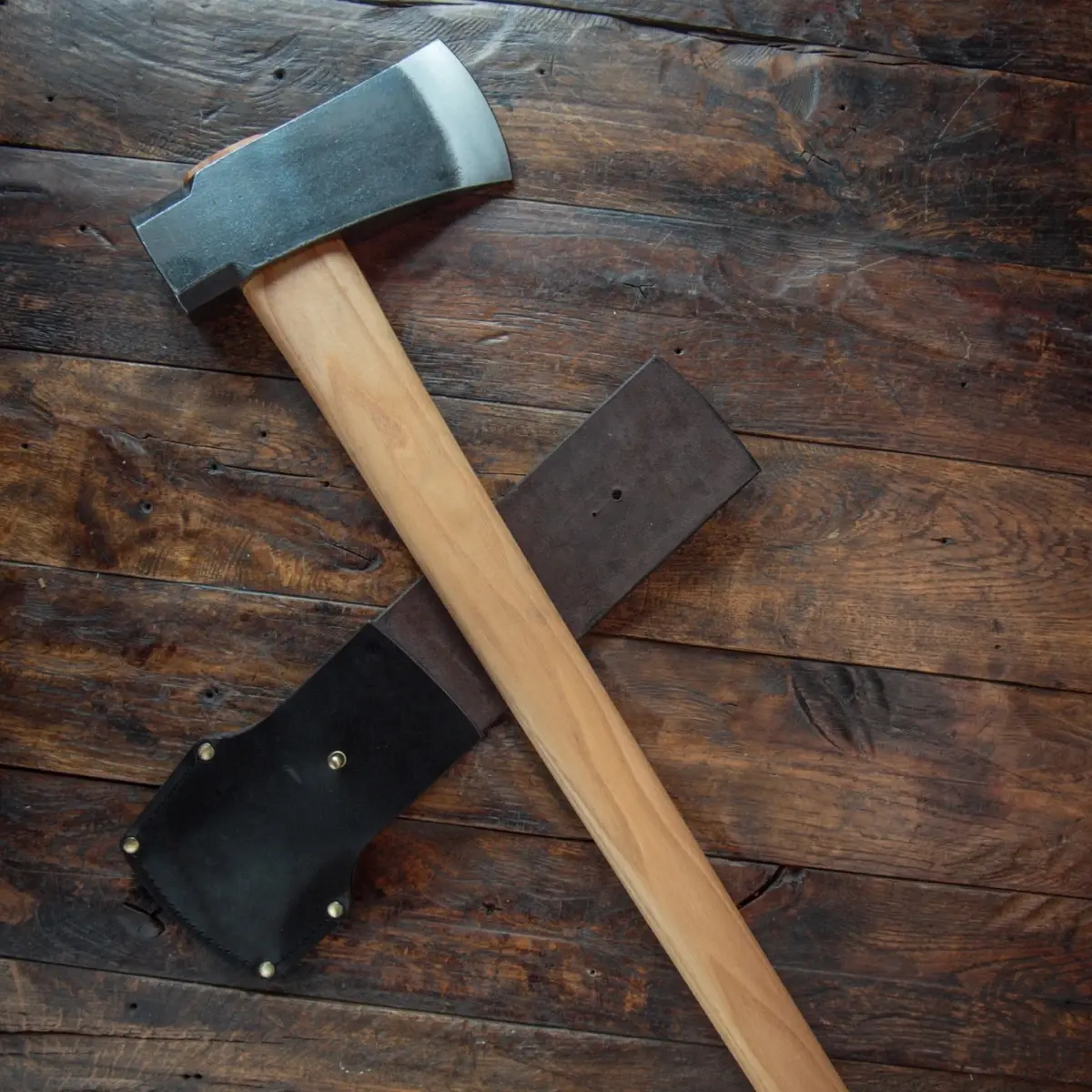 anika “leshiy” axe with leather sheath main image